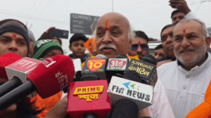 UP NEWS UPDATE :प्रवीण तोगड़िया का बड़ा बयान: “दो से ज़्यादा बच्चे तो सरकारी सुविधाएँ बंद!”