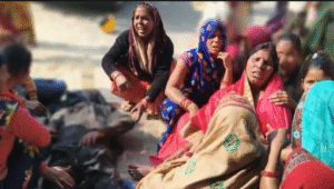 UP NEWS UPDATE :सीतापुर-शुगर फैक्ट्री में काम करते समय ऊंचाई से नीचे गिर जाने से मजदूर की दर्दनाक मौत हुआ जमकर बवाल