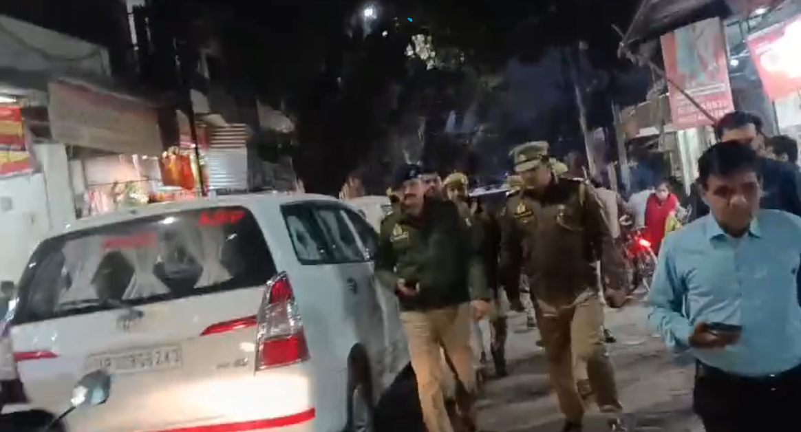 UP NEWS UPDATE :औरैया लेडीज मार्केट में सर्राफा कारीगर की गला रेत हत्या, शहर में सनसनी