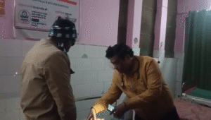 UP NEWS UPDATE :फर्रुखाबाद ब्रेकिंग: तेज रफ्तार बाइक ने बैलगाड़ी को मारी टक्कर, युवक की दर्दनाक मौत