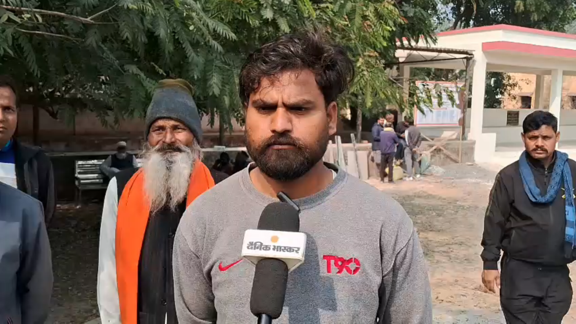 UP NEWS UPDATE :इटावा: पत्नी के संबंधों और ससुराल की मारपीट से तंग, युवक ने फांसी लगाई।