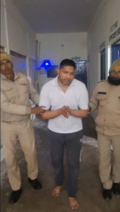 UP NEWS UPDATE :मुजफ्फरनगर ब्रेकिंग: फर्जी ‘आकाश चौधरी’ अहमद गिरफ्तार, पीएम-सीएम को गाली देने का वीडियो वायरल