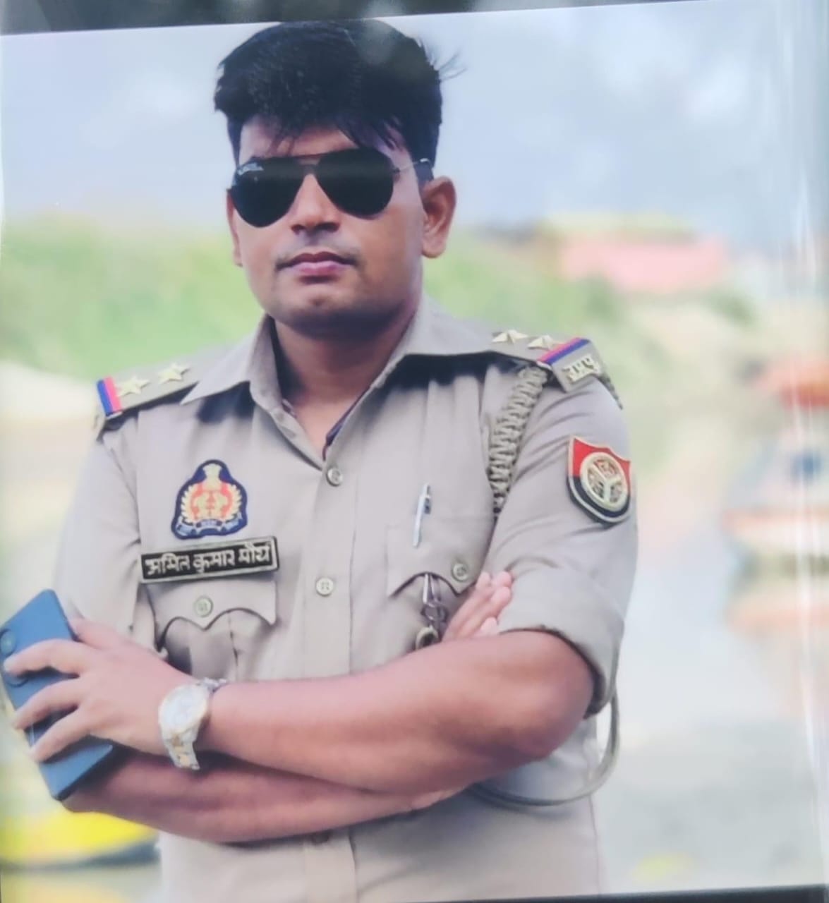 UP NEWS UPDATE :कानपुर: फरार दरोगा का सोशल मीडिया पर न्याय का रोना, पुलिस ने घोषित किए 50 हजार इनाम!