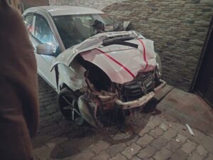 UP NEWS UPDATE :कानपुर ब्रेकिंग। रावतपुर थाना क्षेत्र में बड़ा हादसा होते-होते बचा