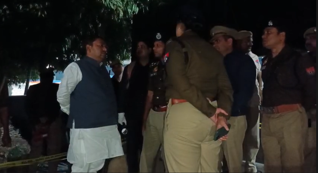 UP NEWS UPDATE :कासगंज हत्याकांड: पिता ने बच्चों-पत्नी को मारा, खुद फांसी पर झूला