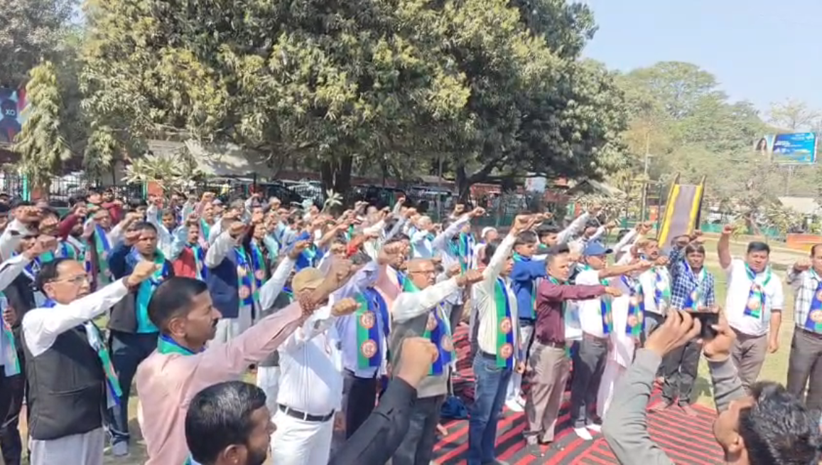 UP NEWS UPDATE :मेरठ: शहीद आज़ाद को मजदूर-किसानों की सैकड़ों की श्रद्धांजलि, जाति-नशा मुक्त भारत का संकल्प!