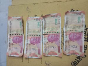 UP NEWS UPDATE :अलीगढ़ नुमाइश: 200 के नकली नोट चलाने वाला नोएडा युवक पकड़ा गया