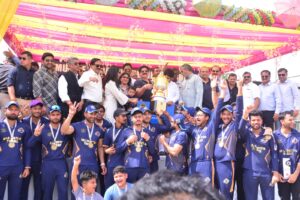 UP NEWS UPDATE :एमपीएल-2 फाइनल: सिल्वरटन टाइगर्स ने 9 विकेट से अंबा वॉरियर्स को धूल चटाई, खिताब पर कब्जा!