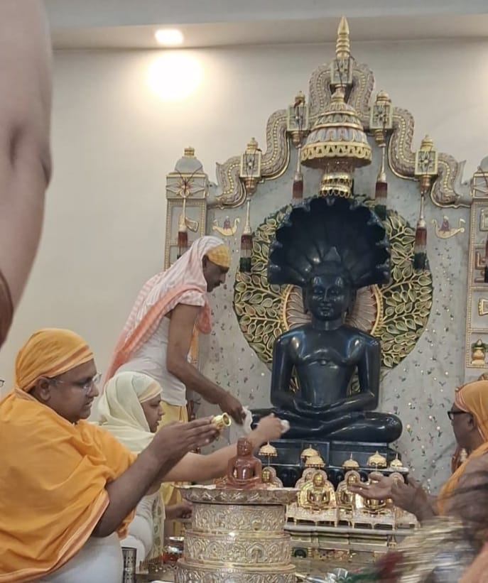 UP NEWS UPDATE :मेरठ में महावीर जयंती: श्री 1008 पार्श्वनाथ जैन मंदिर में 2625वें जन्म कल्याणक महोत्सव का भव्य आयोजन